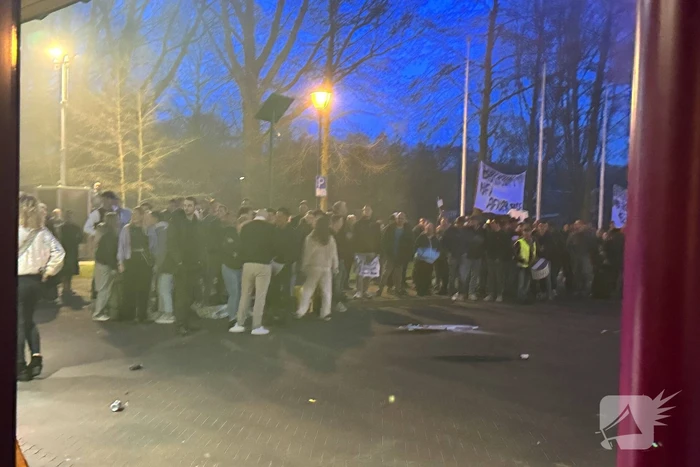 Bewoners demonstreren tegen AZC