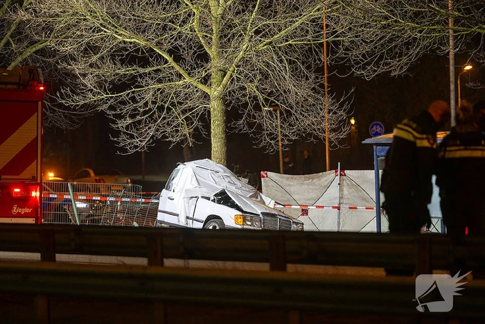 Bestuurder komt om bij eenzijdig ongeluk