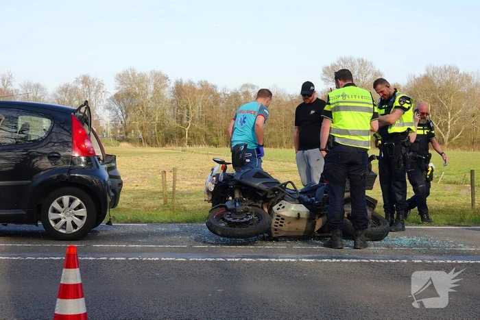 Motorrijder gewond bij aanrijding