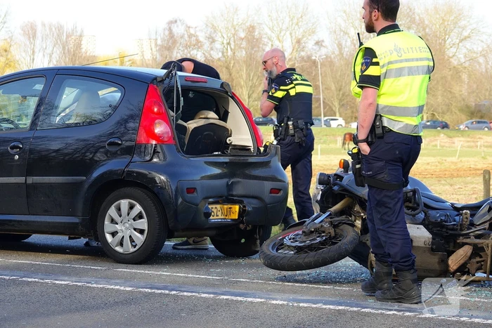 Motorrijder gewond bij aanrijding
