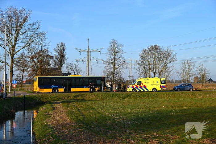 Mountainbiker gewond bij botsing met lijnbus