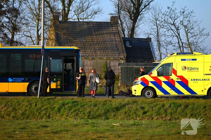 Mountainbiker gewond bij botsing met lijnbus