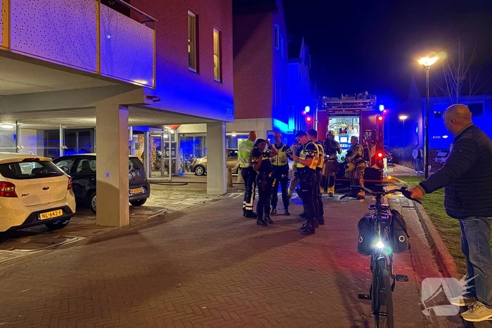 Brand in woning leidt tot ontruiming en stroomuitval