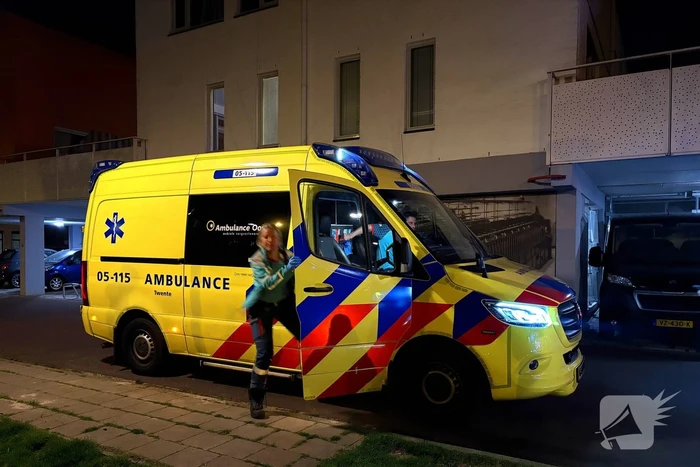 Brand in woning leidt tot ontruiming en stroomuitval