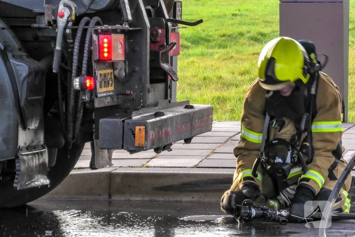 Brandmelding bij vrachtwagen door vastgelopen rem