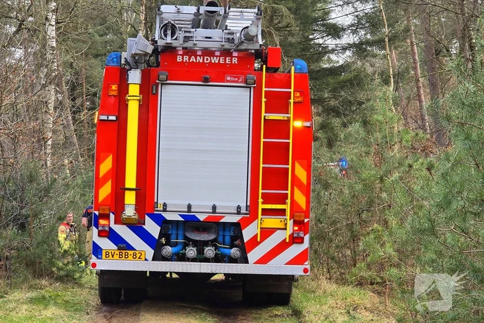 Extra ondersteuning door brandweervliegtuig bij bosbrand