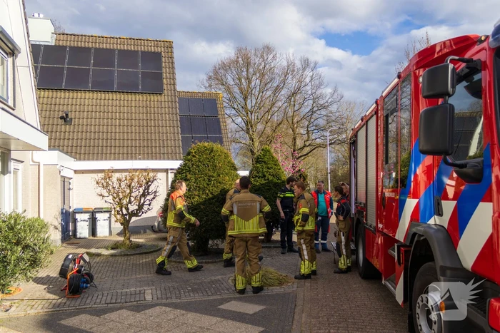 Bewoner naar ziekenhuis na accubrand in woning
