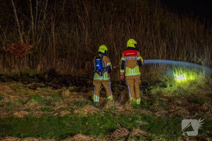 Brandweer blust twee branden op dezelfde locatie