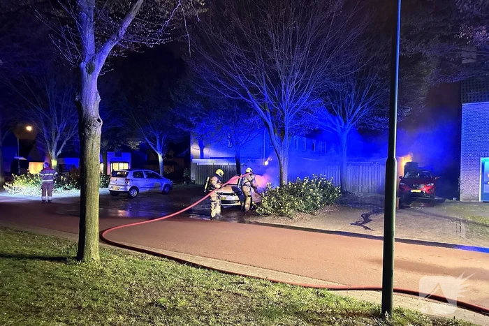 Auto gaat verloren door brand