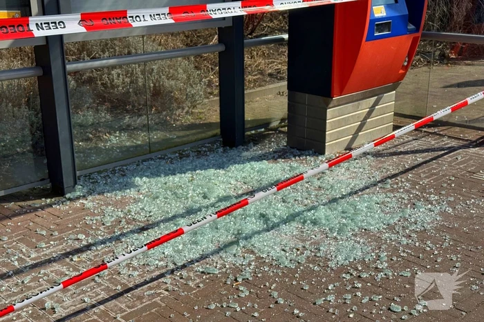 Halte bij NS-station volledig vernield