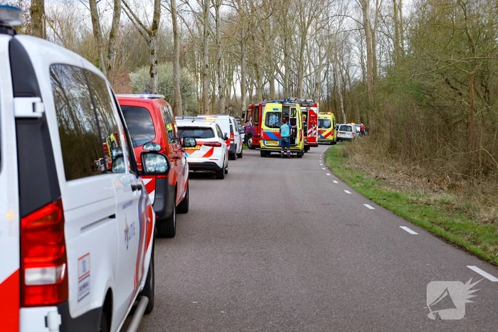 Bestuurder overleden bij ernstige aanrijding