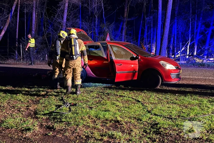 Autobrand snel onder controle