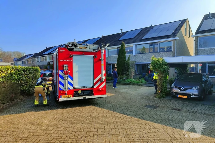 Brandweer controleert woning