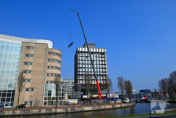 Ontmanteling oud ING kantoor de Paddenstoel in volle gang