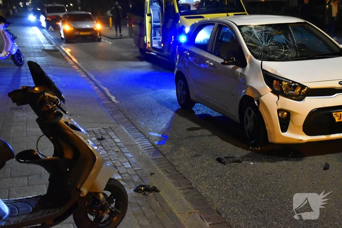 Ongeval tussen scooter en auto