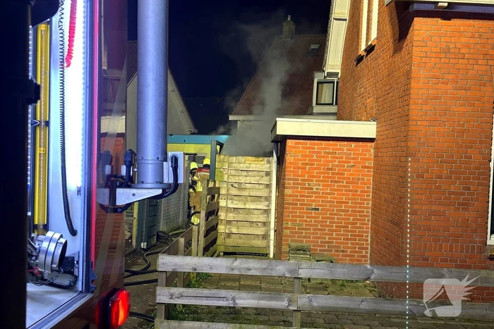 Opnieuw brand bij woning, ditmaal schuur