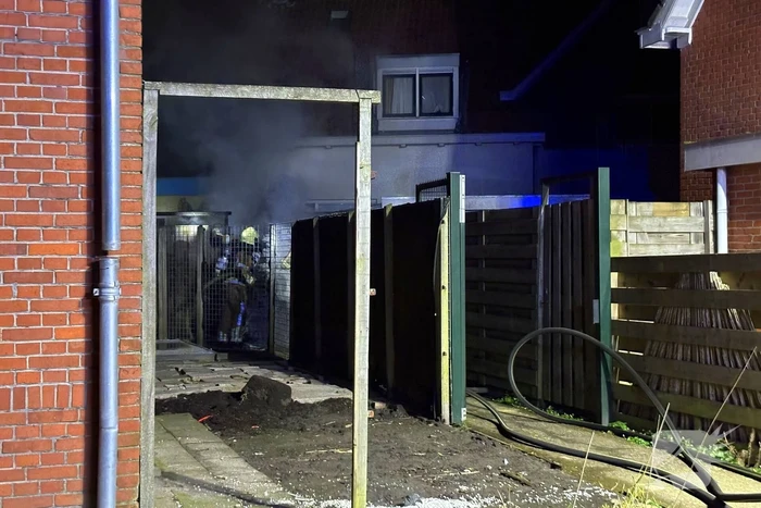 Opnieuw brand bij woning, ditmaal schuur