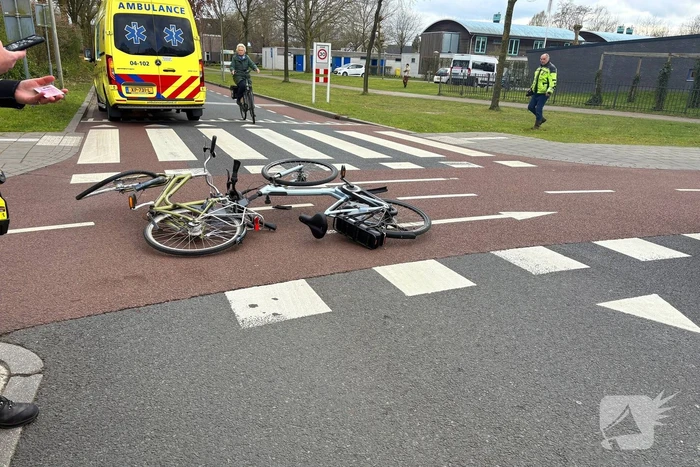 Fietser gewond bij aanrijding tussen fietsers