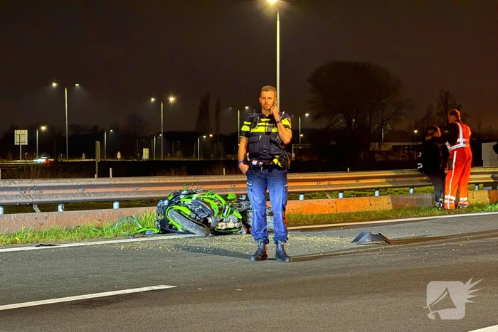 Tunnel afgesloten door ongeval met motorrijder
