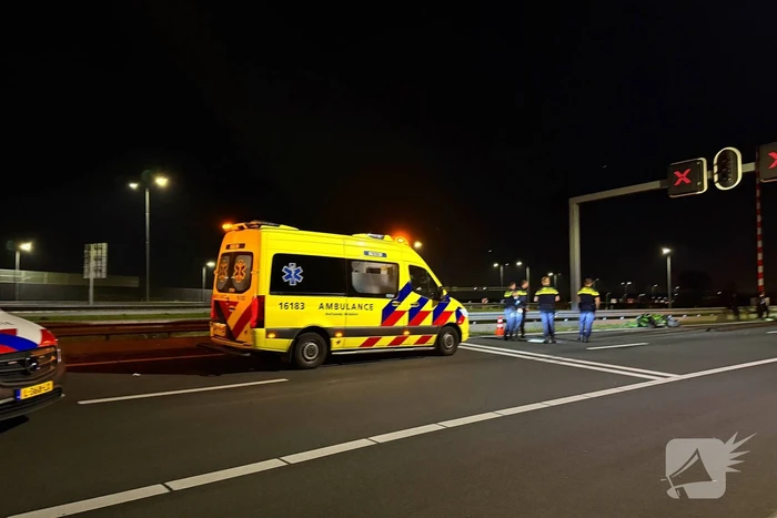 Tunnel afgesloten door ongeval met motorrijder