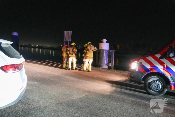 Flinke inzet mogelijk auto te water