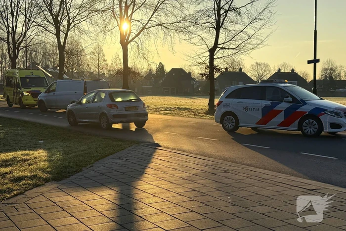 Fietser betrokken bij ongeval met bestelbus