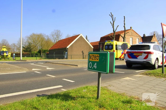 18-jarige scooterrijdster overleden na botsing met bestelbus