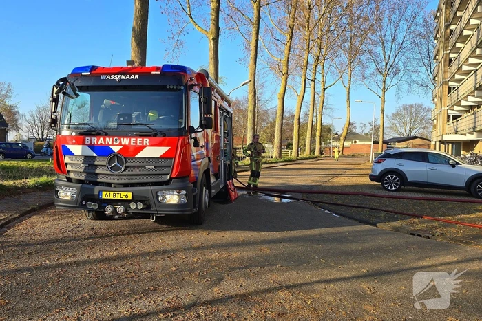 Auto zwaar beschadigd door brand