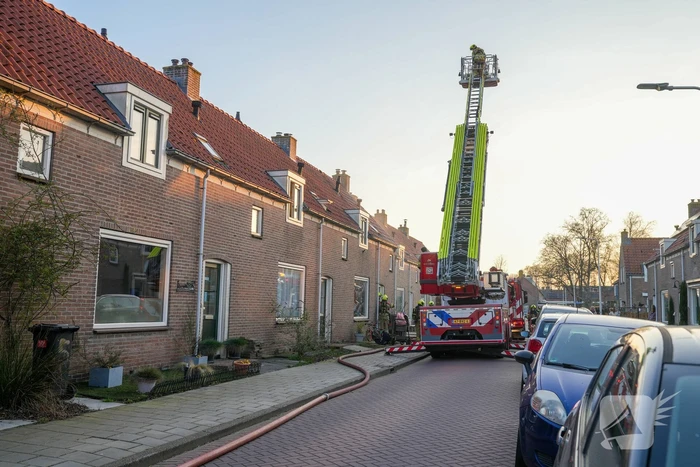 Schuur en woning beschadigd bij brand