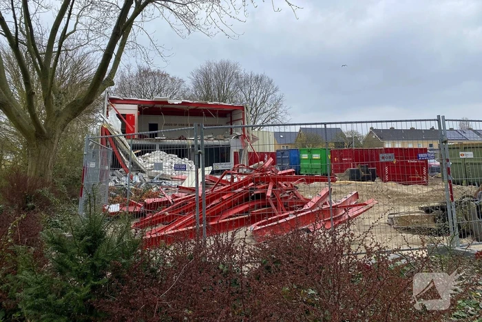 Sloop oude brandweer kazerne begonnen