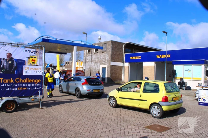 Benzinepomp organiseert tankchallenge