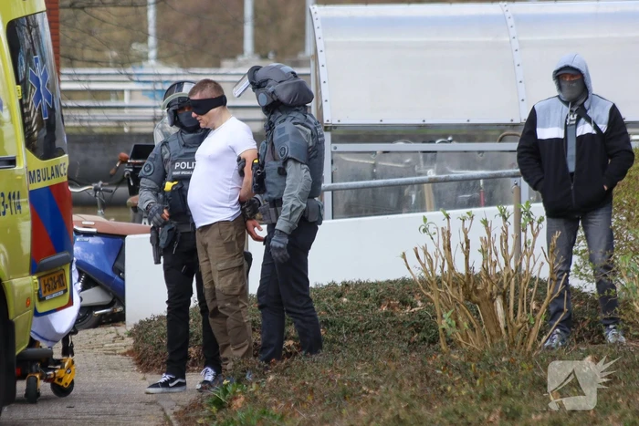 Waarschuwingsschoten gelost bij arrestatie