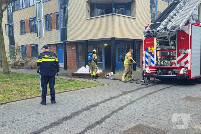 Brandweer ingezet voor brand in woning