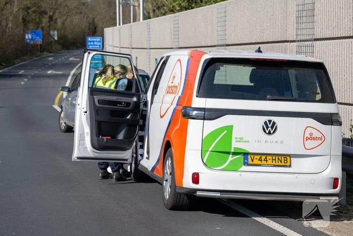 Schade en vertraging na kop-staartbotsing