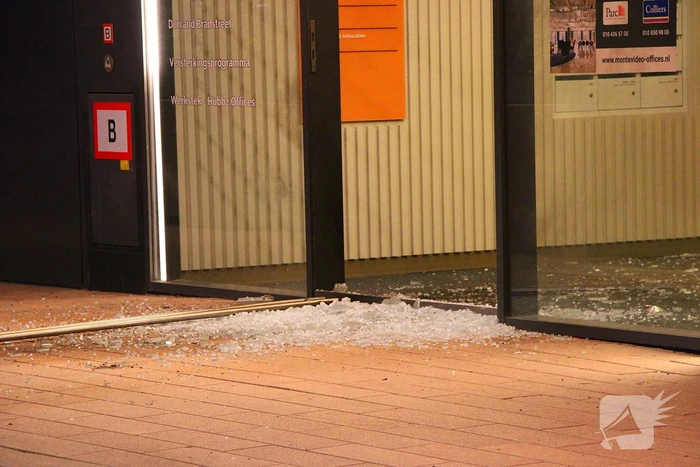 Explosie bij kantoorpand