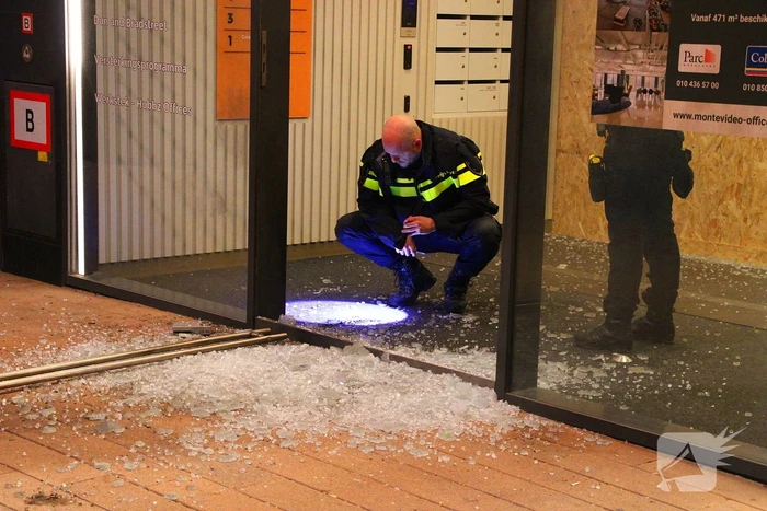 Explosie bij kantoorpand