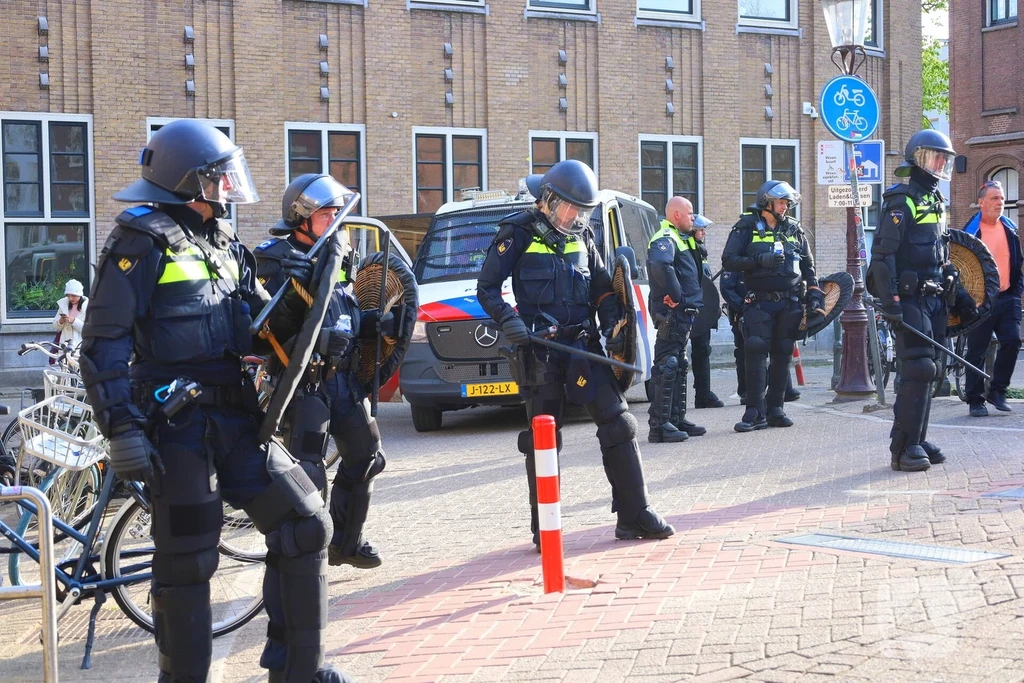 Oudezijds Achterburgwal Nieuws Amsterdam 