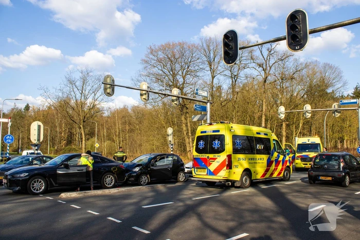 Verkeerschaos na kop-staartaanrijding