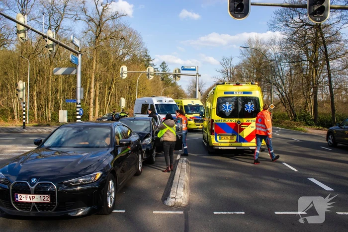 Verkeerschaos na kop-staartaanrijding