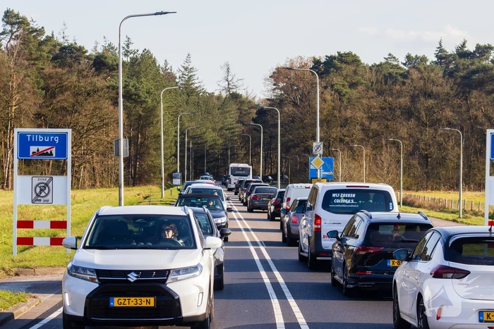 Verkeerschaos na kop-staartaanrijding
