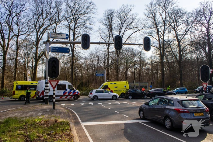 Verkeerschaos na kop-staartaanrijding