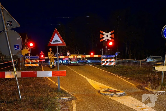 Hulpdiensten groots opgeroepen na aanrijding op spoor
