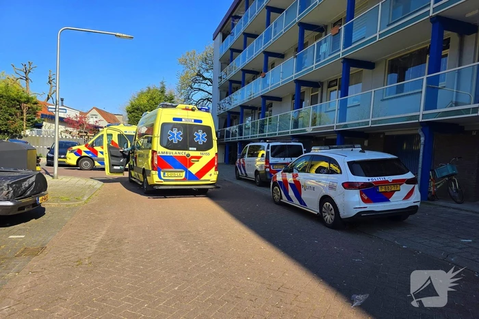Hulpdiensten waaronder traumateam ingezet voor persoon te water