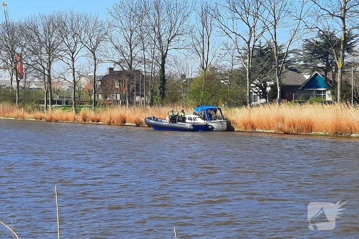 Persoon gewond na overvaren door boot