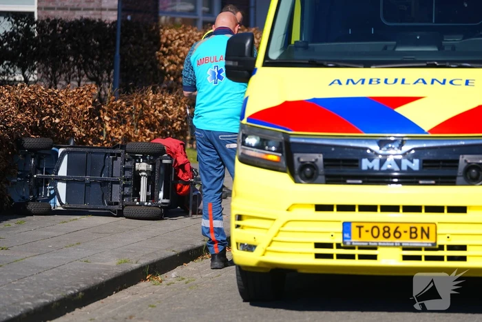 Ongeval tussen auto en scootmobiel