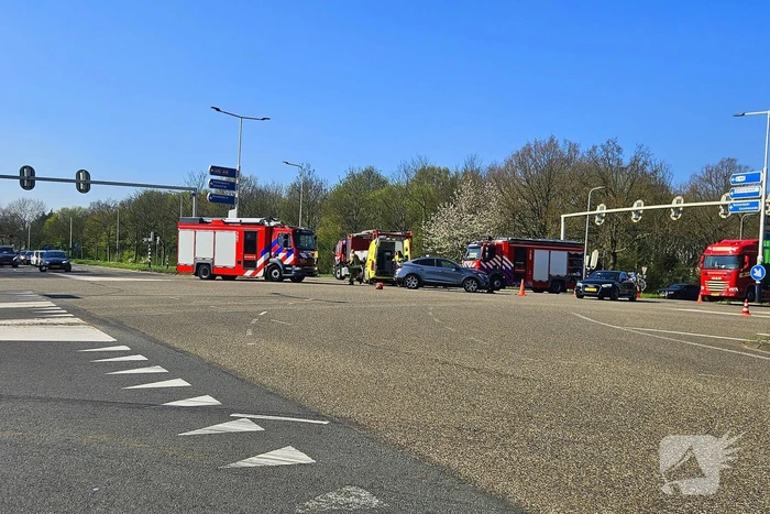 Ongeval tussen auto en motor