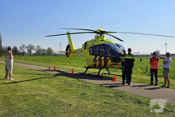 Traumahelikopter trekt bekijks bij medisch incident