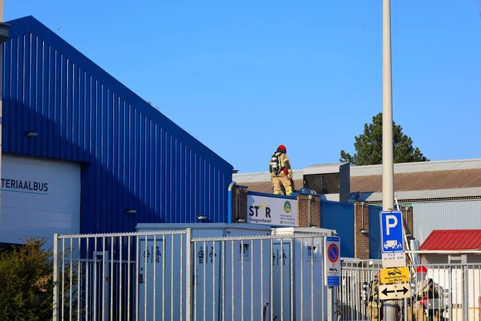 Veiligheid rondom tankstation in gevaar door brand in cateringbedrijf