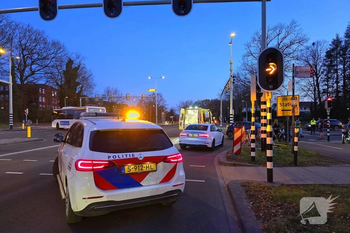 Aanrijding bij verkeerslichten kruising