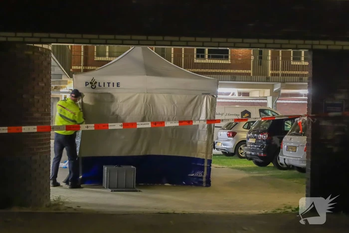 Overleden persoon aangetroffen op straat